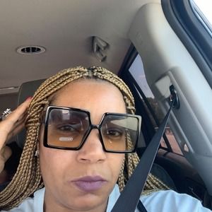 Meet your Posher, Howard